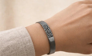 Black color rhodium coated brass bracelet - ELLY