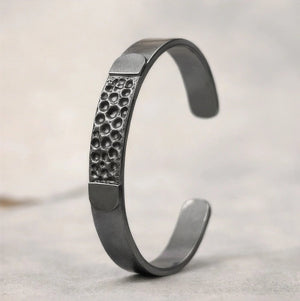 Black color rhodium coated brass bracelet  - ELLY