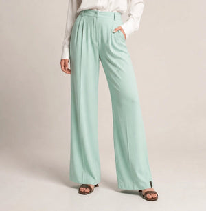 Tailored Straight - Leg Pants – Verde Chiaro - ELLY