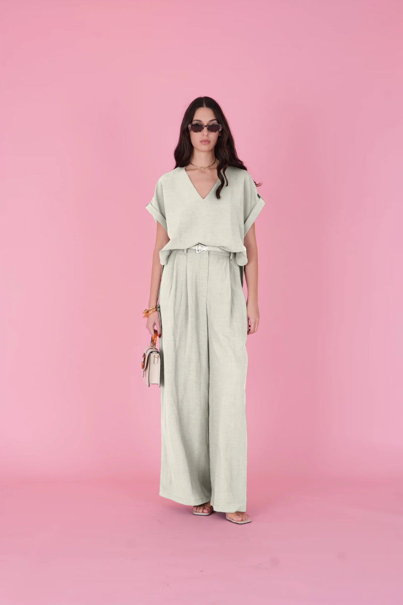 V - neck relaxed top – Light Sage - ELLY